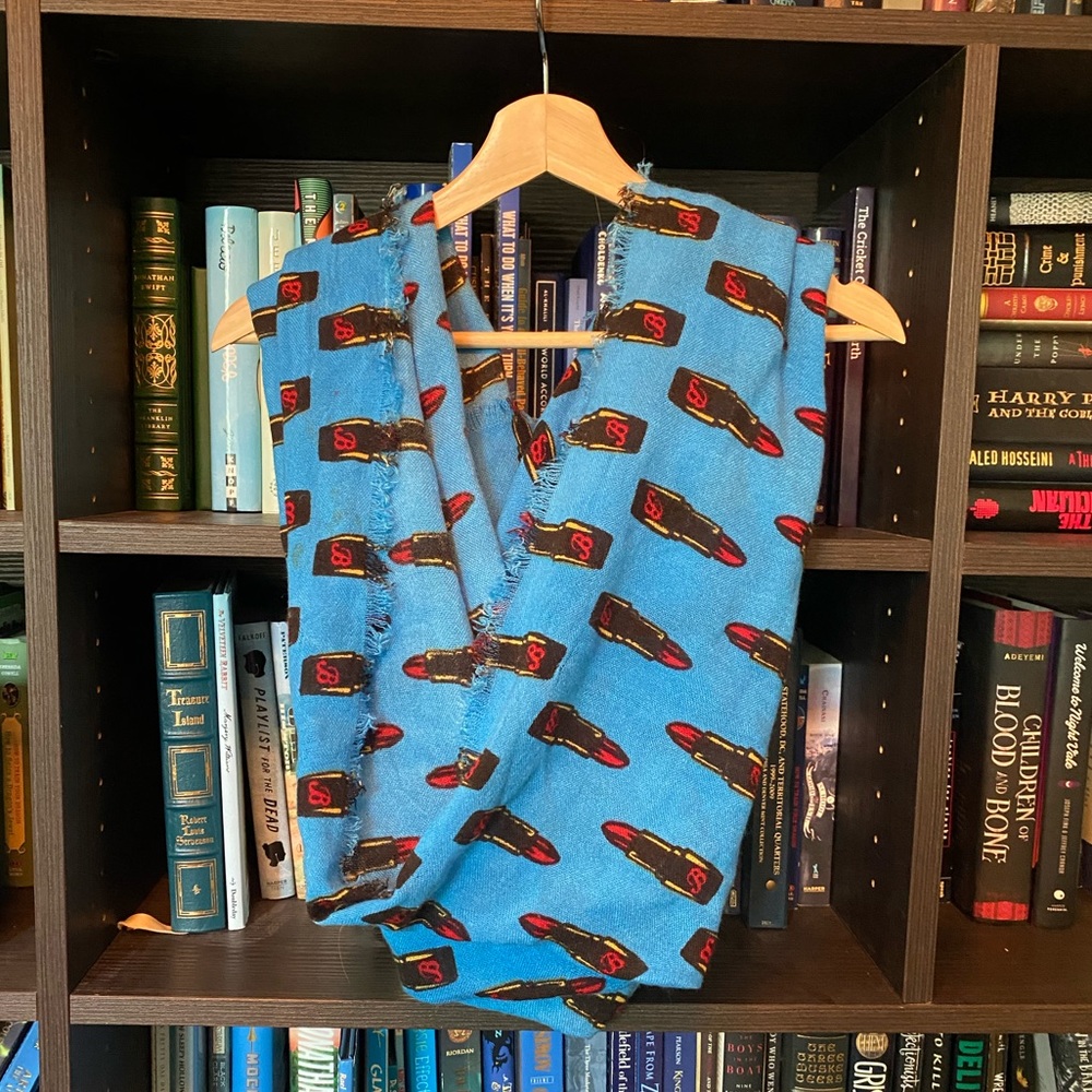 Betsy Johnson Infinity Lipstick Scarf
